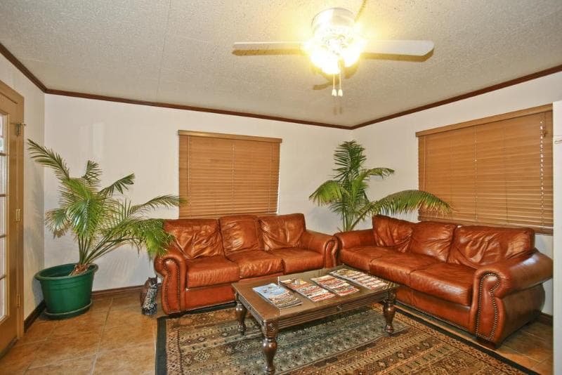 Knights Inn Kingman main