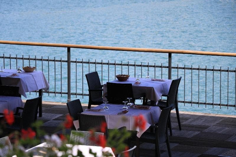 Al Lago 3
