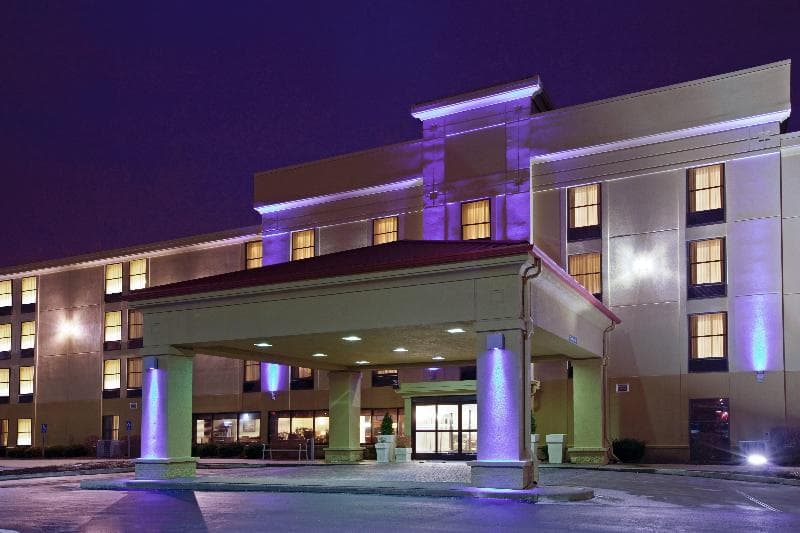 Holiday Inn Express Indianapolis South 5