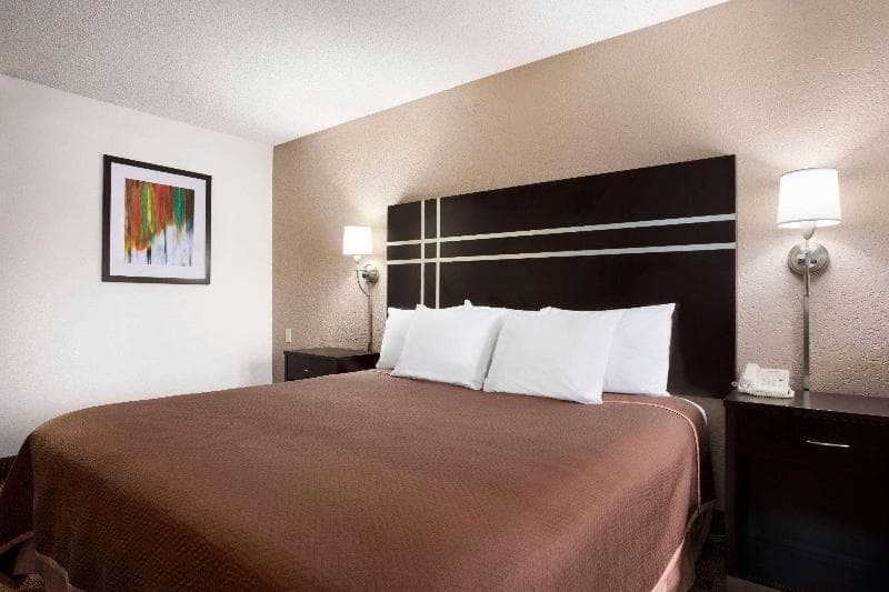 Travelodge by Wyndham Killeen/Fort Hood 2