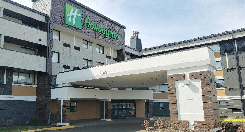 Holiday Inn Indianapolis - Airport Area North 1