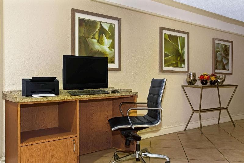 La Quinta Inn by Wyndham Killeen - Fort Hood photo 1