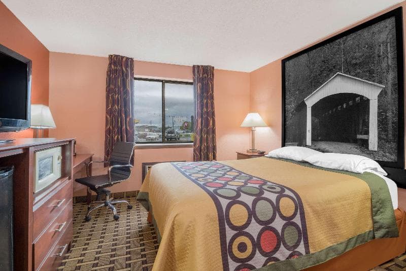 Super 8 By Wyndham Shelbyville 3
