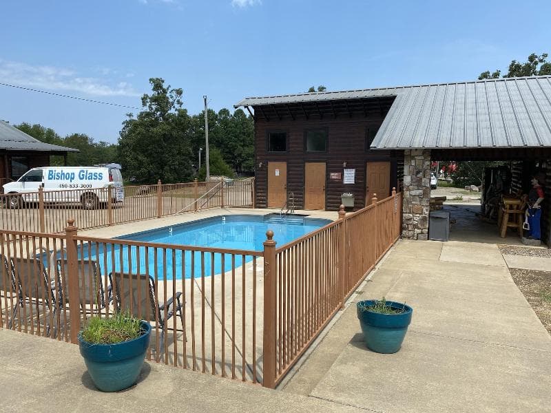 Hochatown Country Lodge 2