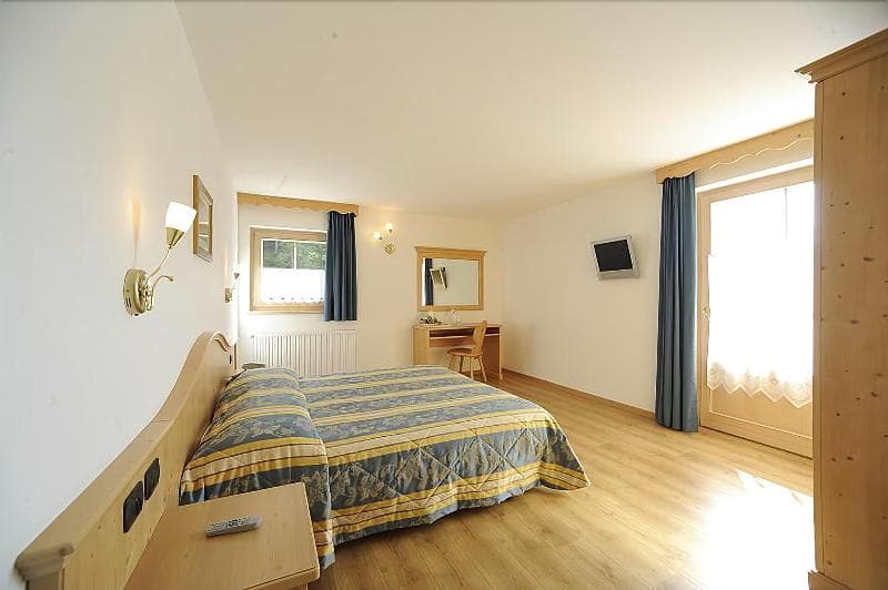 Hotel Villa Di Bosco 4