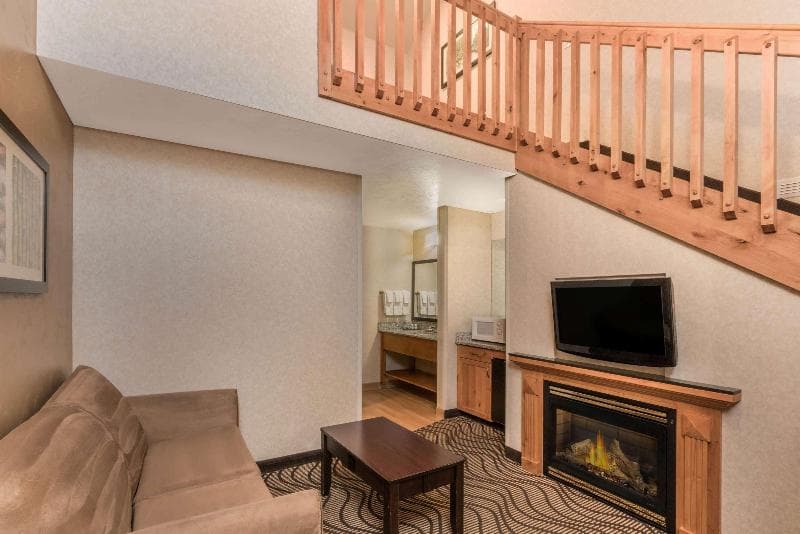 La Quinta Inn & Suites by Wyndham Idaho Falls/Ammon 5