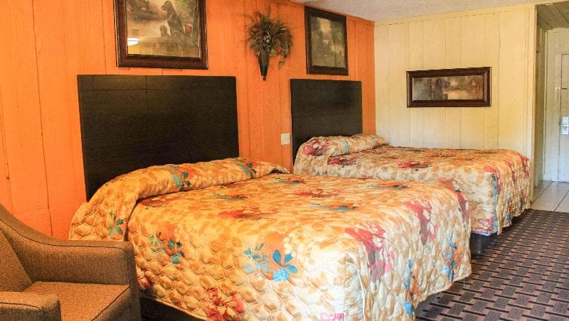 Charles Wesley Motor Lodge photo 1