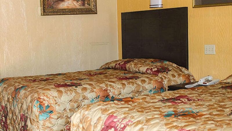 Charles Wesley Motor Lodge 4