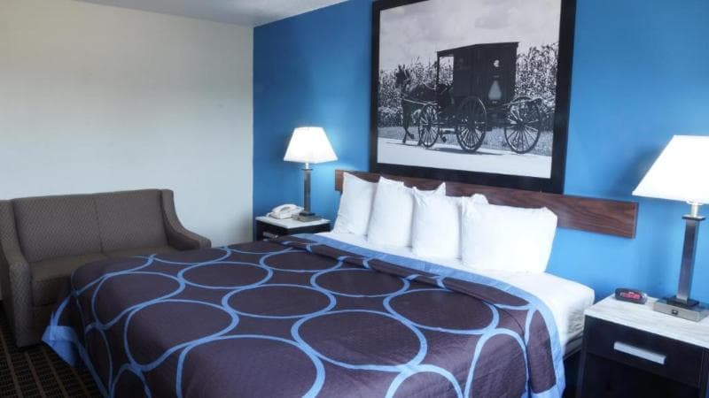 Super 8 By Wyndham Elkhart 5