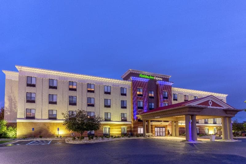 Holiday Inn Express Indianapolis - Southeast 3