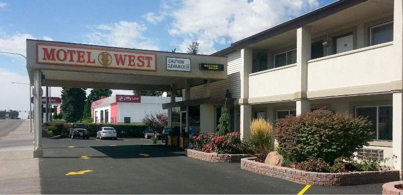 Motel West 5