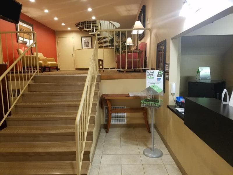 Extended Stay America - Indianapolis - North - Car 3