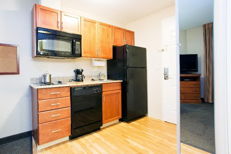 Candlewood Suites Jacksonville 5
