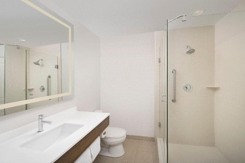 Holiday Inn Express Jacksonville Beach 5