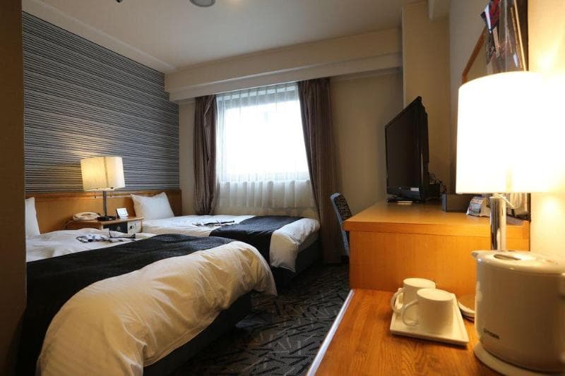 Apa Hotel Yamaguchi-Hofu 3