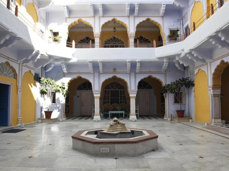 Diggi Palace 5