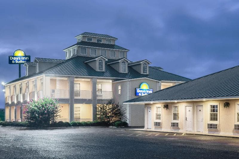 Days Inn By Wyndham Trumann 5