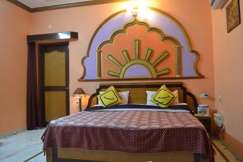 Moonlight Hotel 5