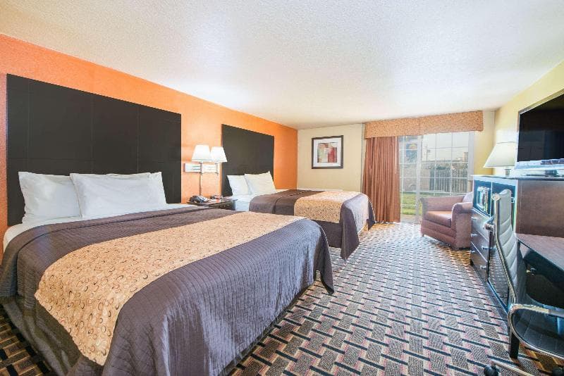 Days Inn By Wyndham Joplin 2