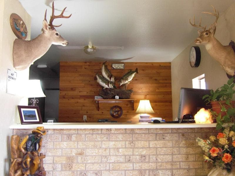 Americas Best Value Inn The Legends Inn 4