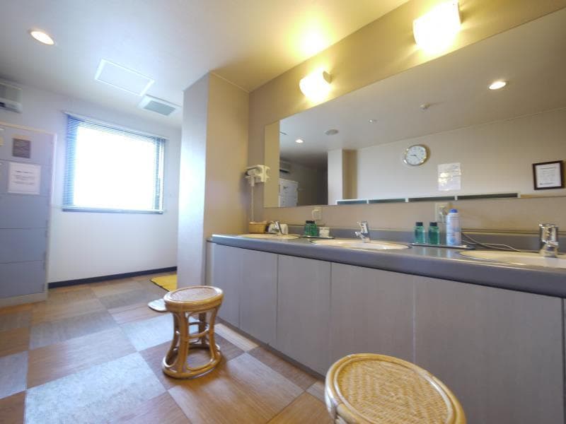 Hotel Route-Inn Takasakieki Nishiguchi 5