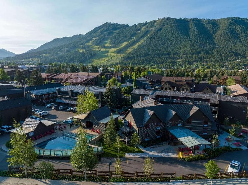 Mountain Modern Motel 4