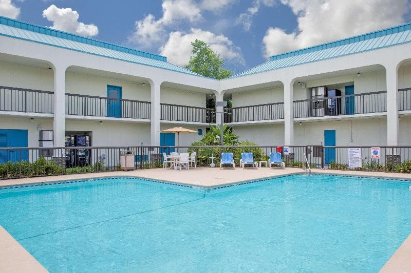 Baymont by Wyndham Camp Lejeune 5