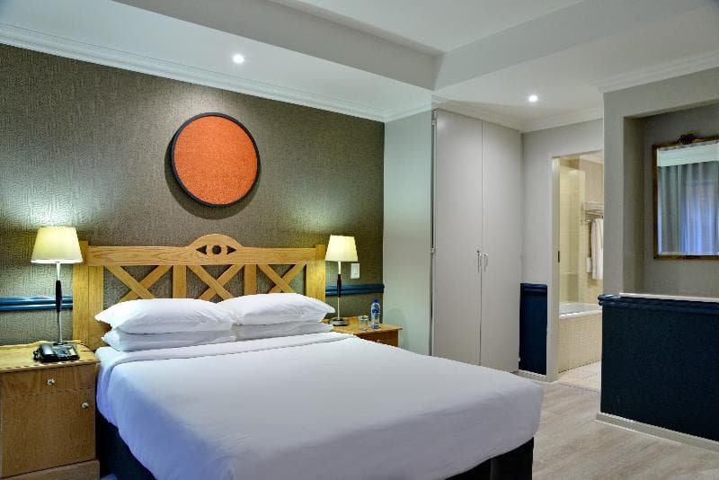 Courtyard Hotel Rosebank 3