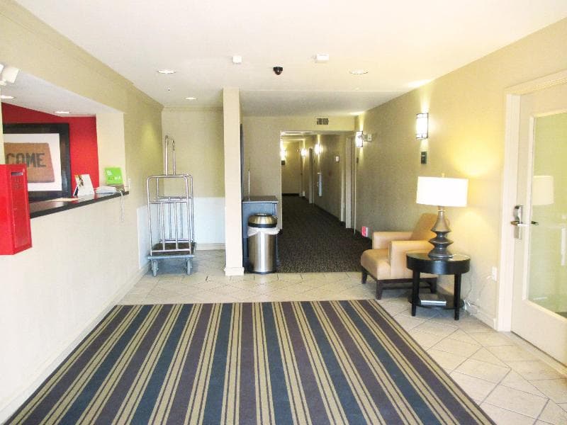 Extended Stay America Kansas City Country Club Plaza photo 1
