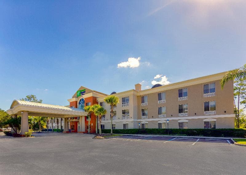 Holiday Inn Express & Suites Jacksonville South - I-295 photo 1