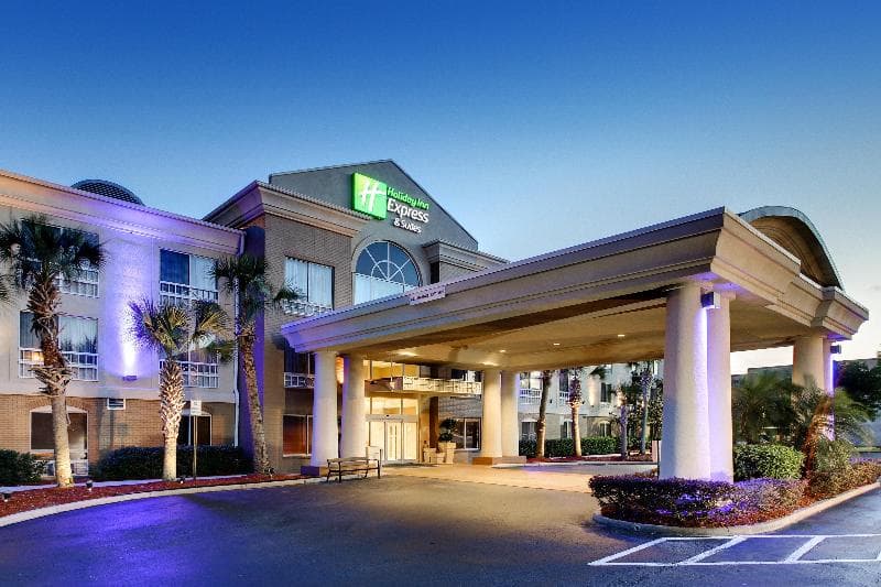 Holiday Inn Express & Suites Jacksonville South - I-295 3