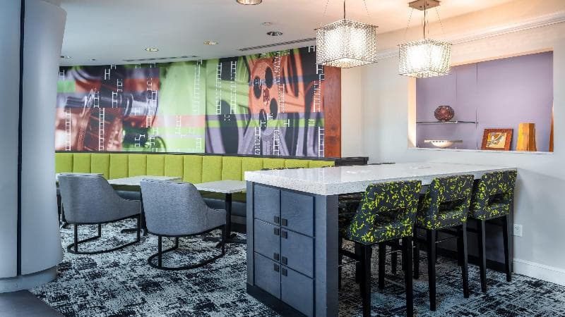 Hotel Indigo Jacksonville-Deerwood Park 5
