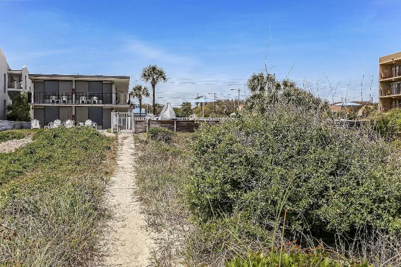 Beachside Motel 5