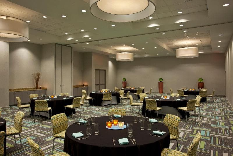 Aloft Jacksonville Tapestry Park 4