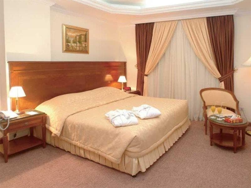 Royal Casablanca 5