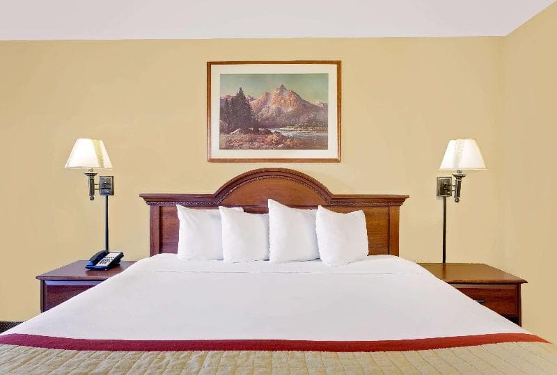 Baymont By Wyndham Pinedale 4