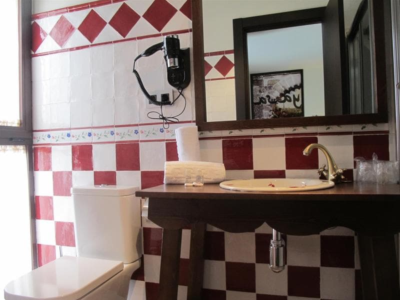 Aznaitin Hostal 2
