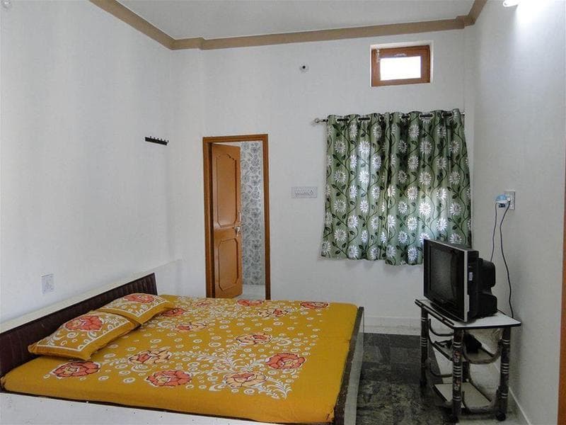 Ganesham Guest House 3