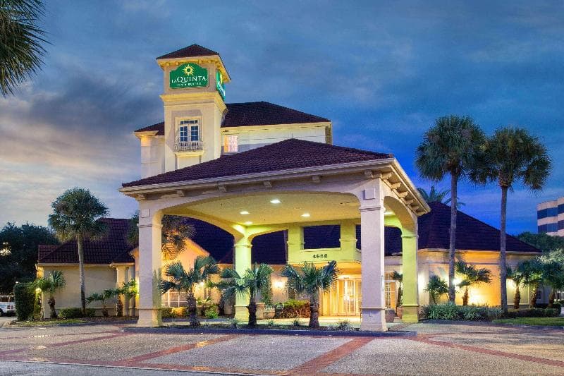 La Quinta Inn & Suites by Wyndham Jacksonville Butler Blvd 4