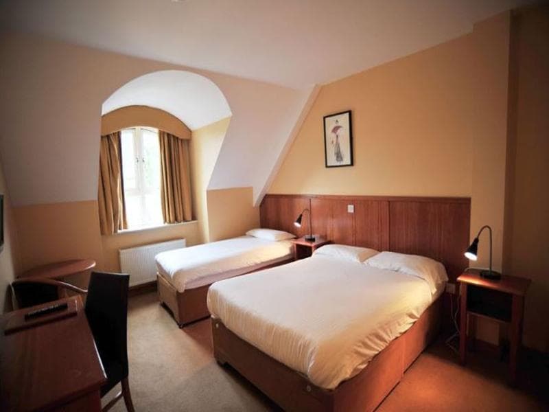 The Kilkenny Inn 5