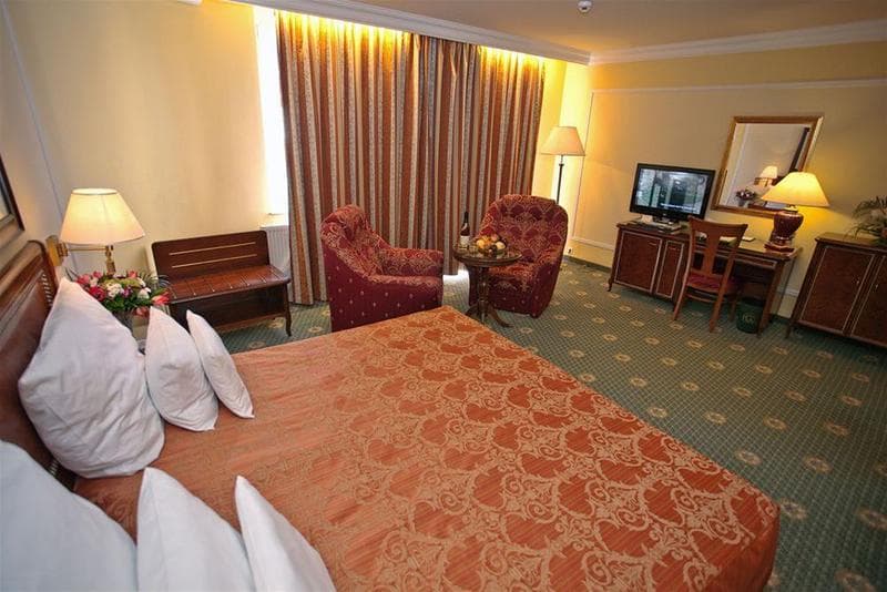 Carlsbad Plaza Spa And Wellness Hotel 3