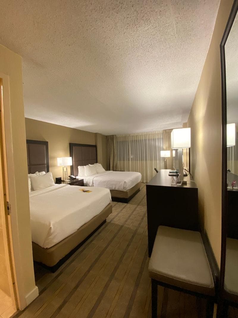 Crowne Plaza Knoxville Downtown University photo 1