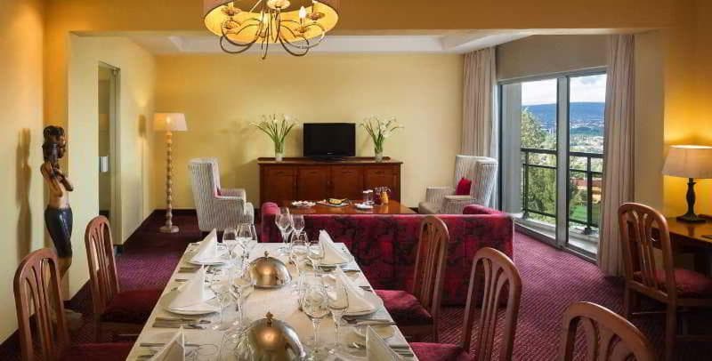 Hotel Des Mille Collines 5