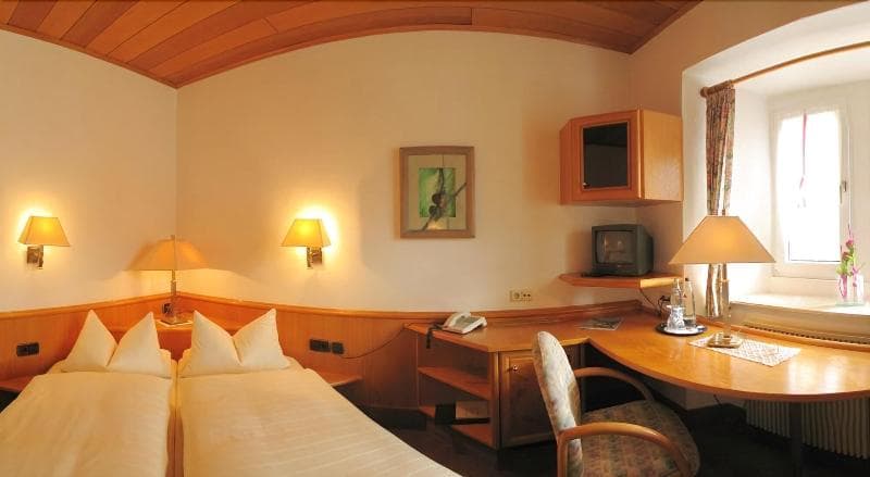 Schloss Hotel Petry 5
