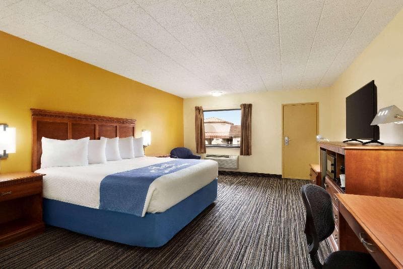 Days Inn By Wyndham Oak Ridge Knoxville photo 1