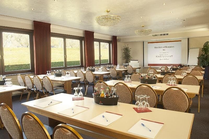 Parkhotel Krähennest main
