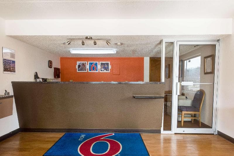 Motel 6 Kingston photo 1