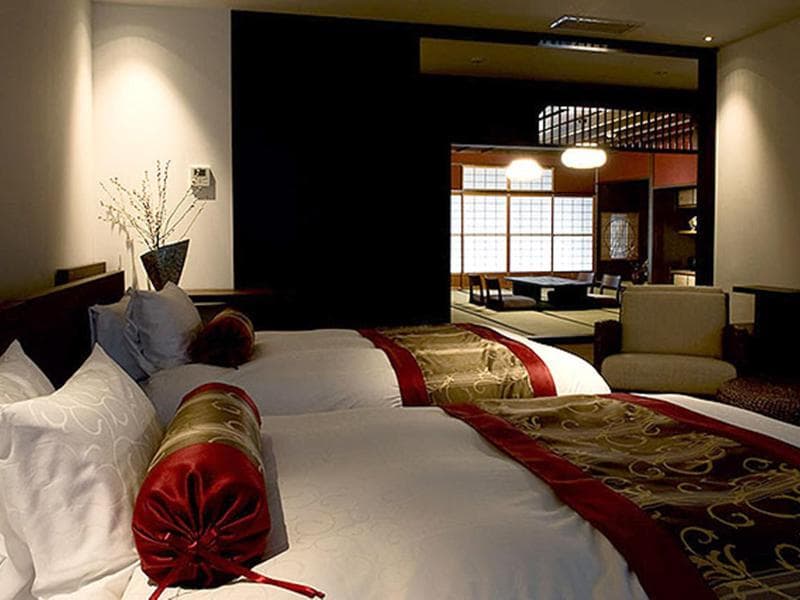 Kizashi The Suite 2