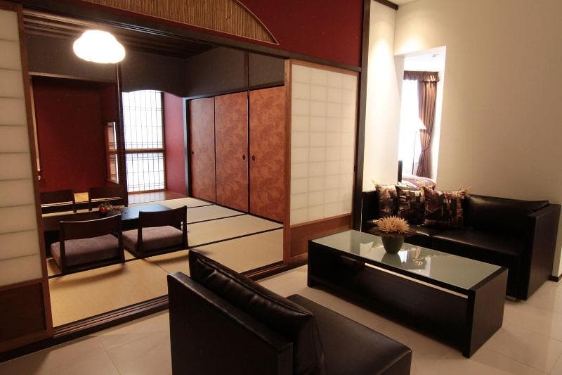 Kizashi The Suite 5