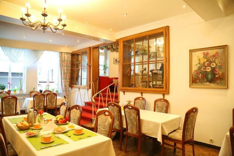 City Hotel Hunsrücker Hof 5